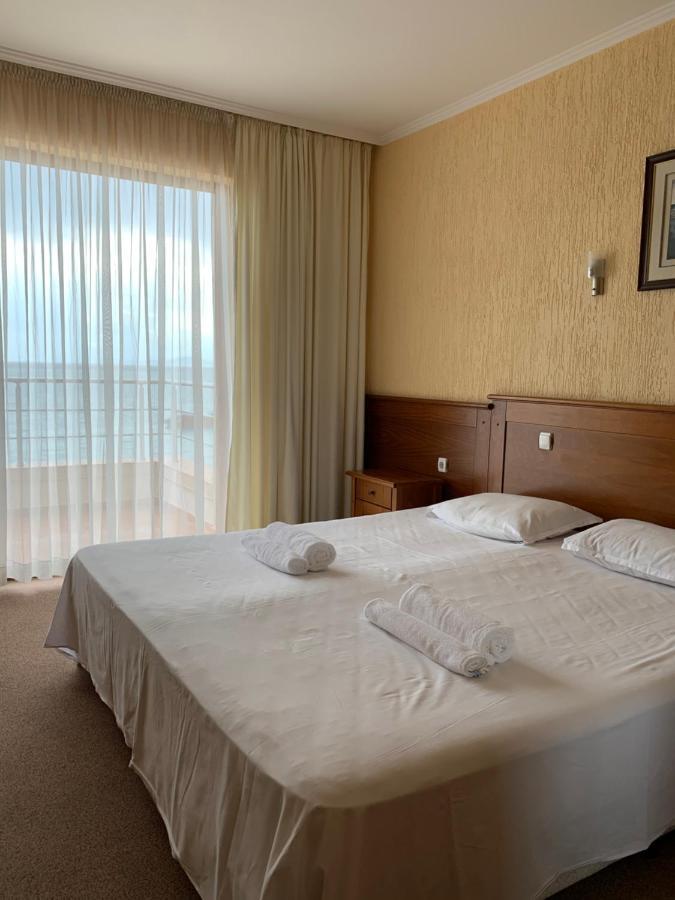 Elizabeth Beach Apartments Nesebar Bagian luar foto
